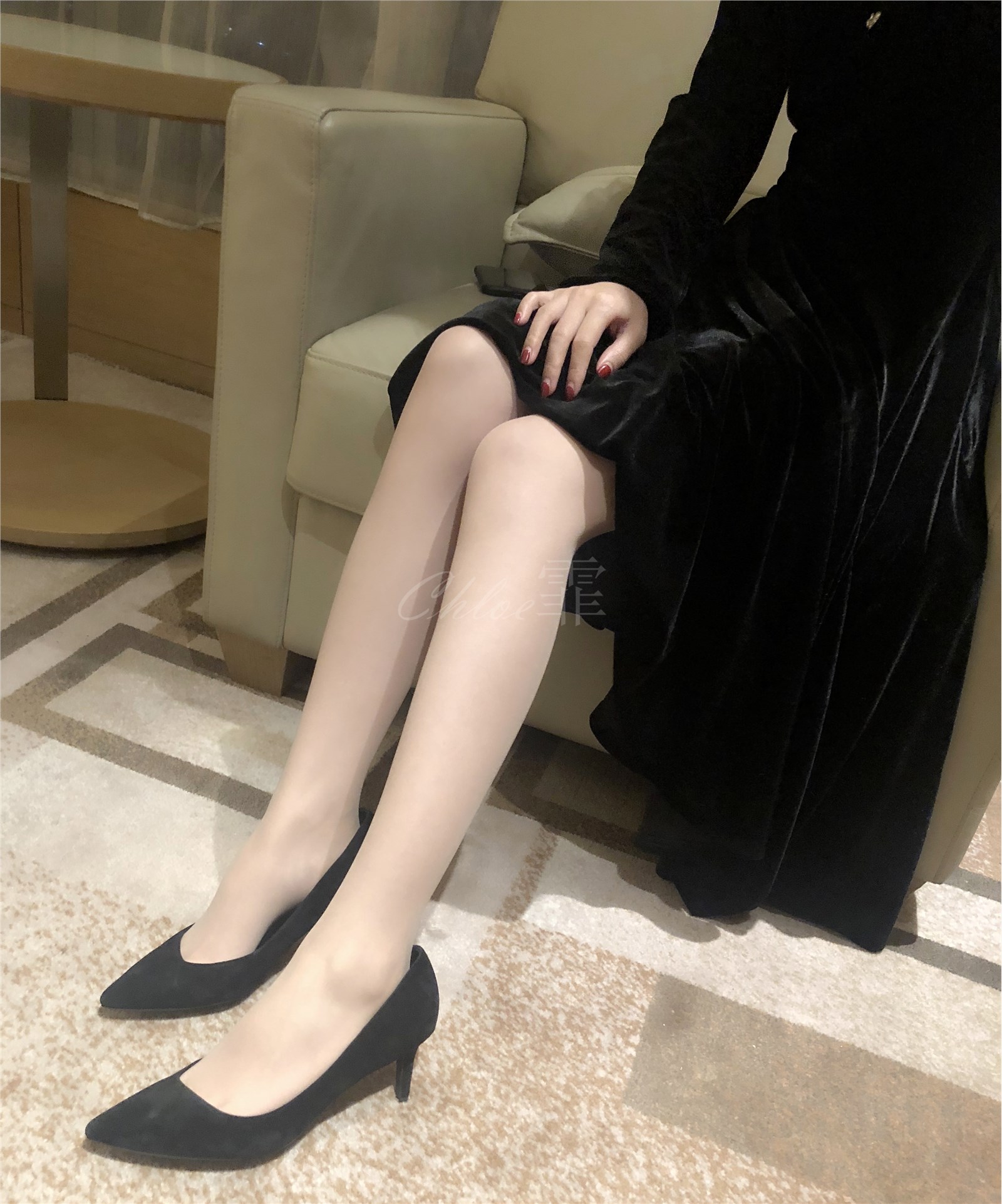 Langham Hall Hotel Temperament and intellectual lace dress meat silk black high heels(11)
